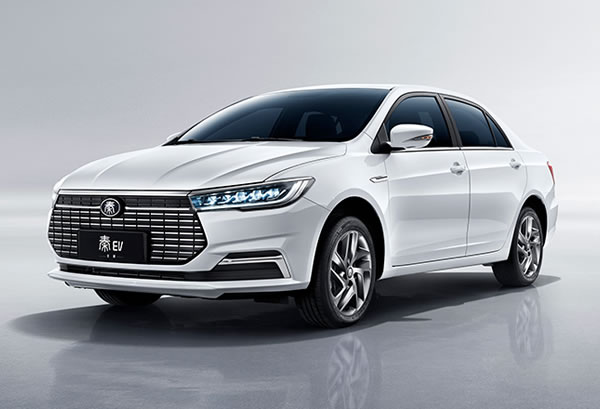 比亞迪秦ev450網(wǎng)約車(chē)出行版