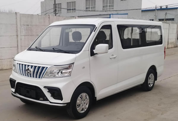 長安睿行EM80客運(yùn)版能裝能跑能客運(yùn)
