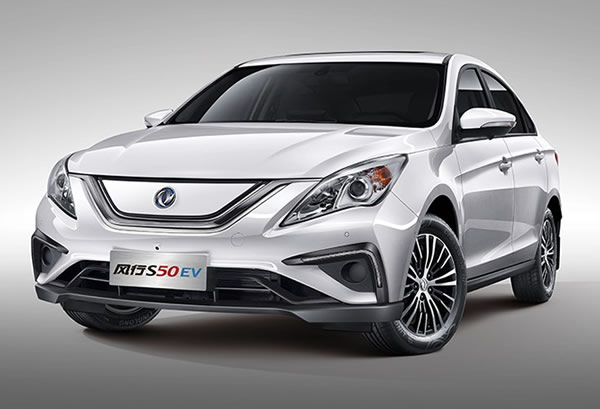 東風(fēng)風(fēng)行S50 ev 純電動(dòng)網(wǎng)約車(chē)