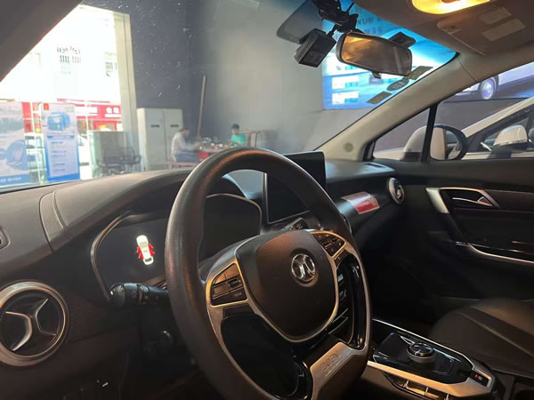 廣州滴滴首推車型北汽eu5