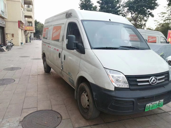上汽大通ev80電動(dòng)貨車