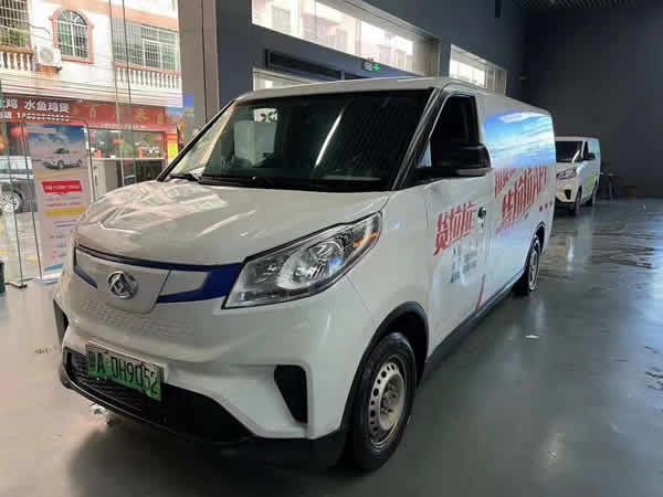 廣州網(wǎng)約車租車大通面包車特價(jià)提車過國(guó)慶