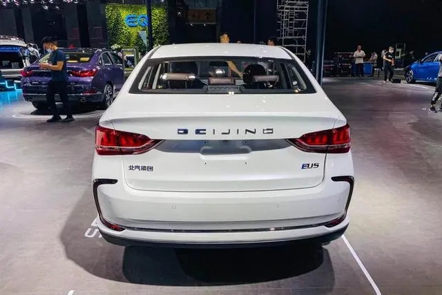 廣州2022款北汽eu5網(wǎng)約車租車