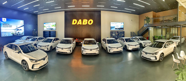 廣州網(wǎng)約車租車年底促銷廣汽合創(chuàng)北汽eu5