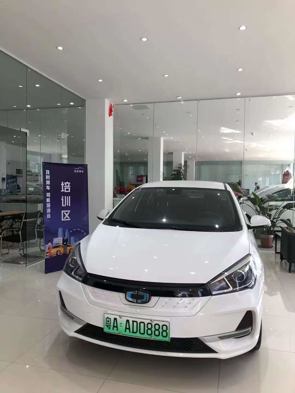 廣州國(guó)金網(wǎng)約車(chē)租車(chē)6000押金提車(chē)
