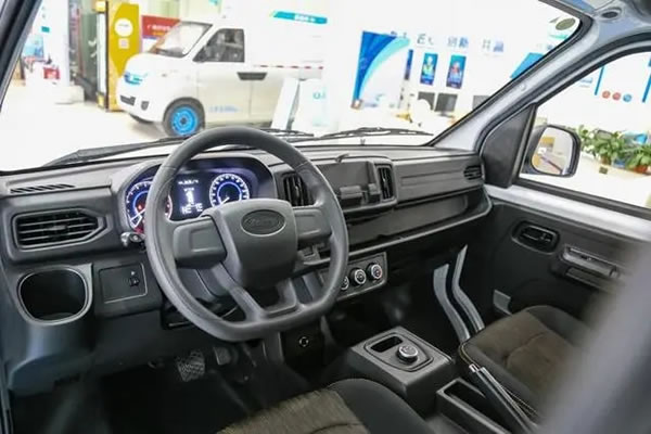 廣州開瑞江豚EV新能源物流車租車