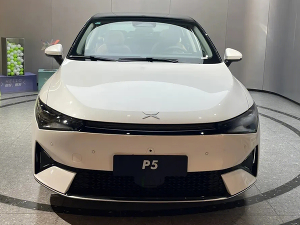 小鵬p5網(wǎng)約車版