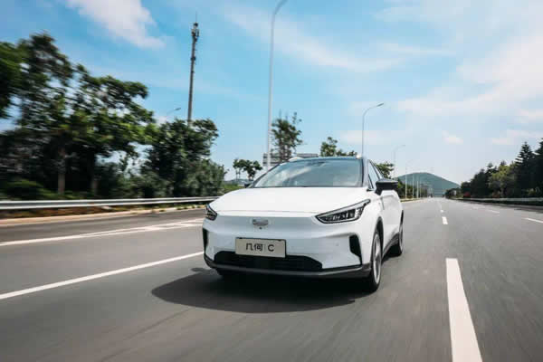 幾何c網(wǎng)約車SUV
