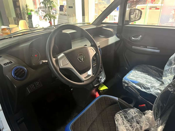 廣州智藍(lán)精靈E7新能源物流高端車型以租代購