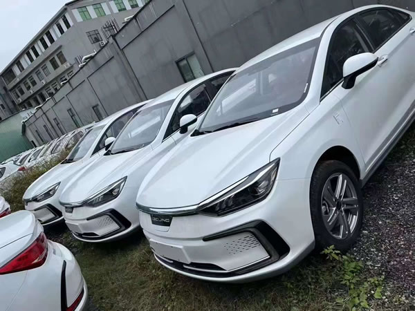 廣州北汽EU5網(wǎng)約車23年全新款月租金3800元