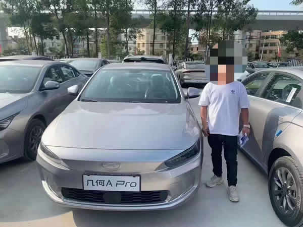 廣州全新幾何A ?RP?O430網(wǎng)約車保?金證??6000月租3988元