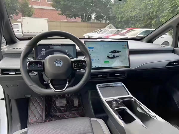 廣州滴滴租車合創(chuàng)Z03網(wǎng)約車押金2000提車流水代扣