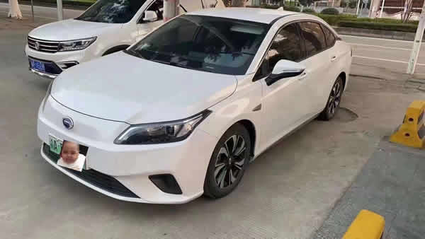廣州網約車租車次新炫630續(xù)航510押金4000