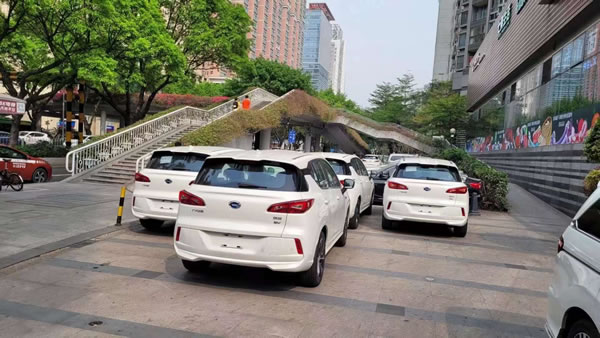 廣州二手網(wǎng)約車廣汽祺智4.98萬元批發(fā)