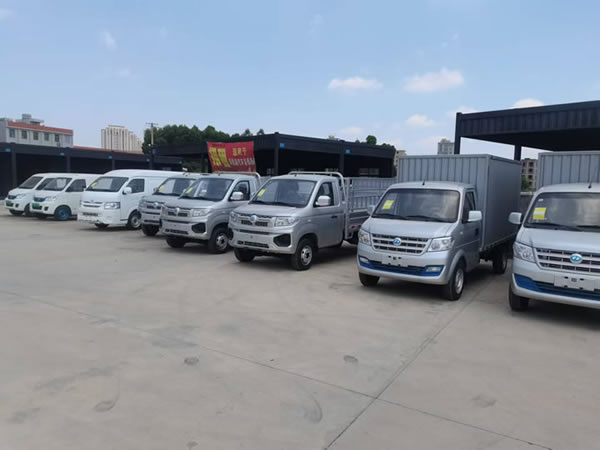 廈門二手新能源車面包車轉(zhuǎn)讓出售