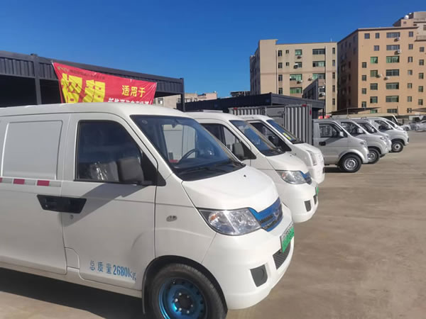 廈門二手新能源物流面包車轉(zhuǎn)讓出售