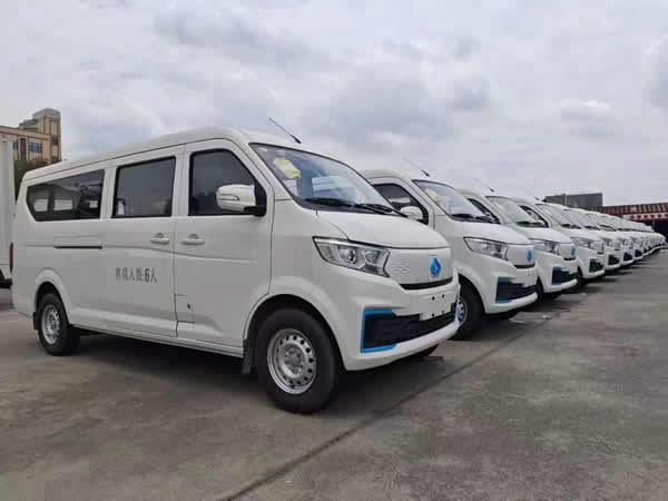 廣州長安跨越星V7EV客運版面包車出租